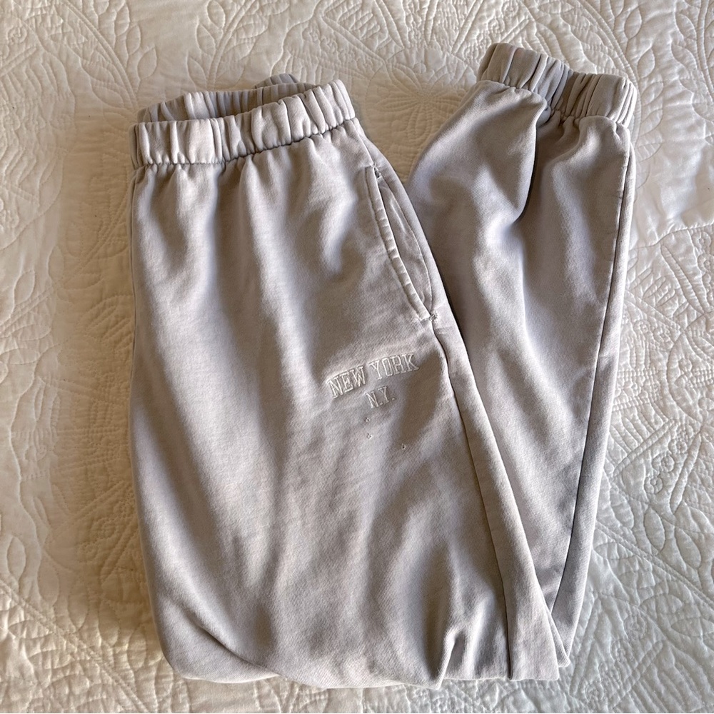 brandy melville new york ny sweatpants